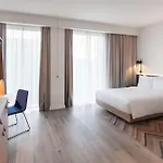 Hampton By Hilton