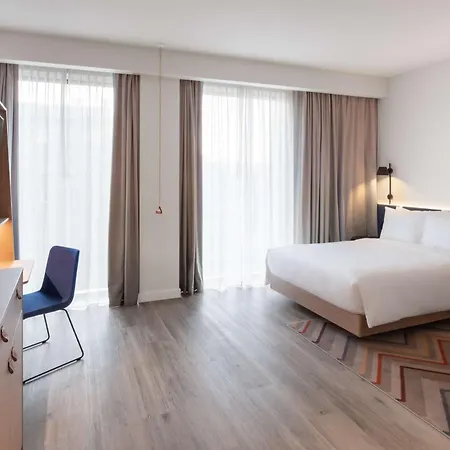 Hampton By Hilton