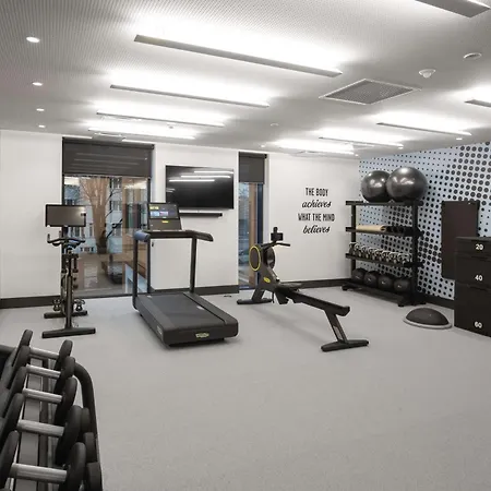 Hampton By Hilton Отель