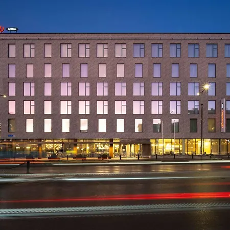 Hampton By Hilton Готель 4*