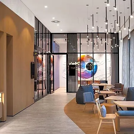 Hampton By Hilton Hotell
