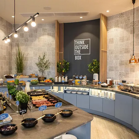 Hampton By Hilton 4* Tallinn