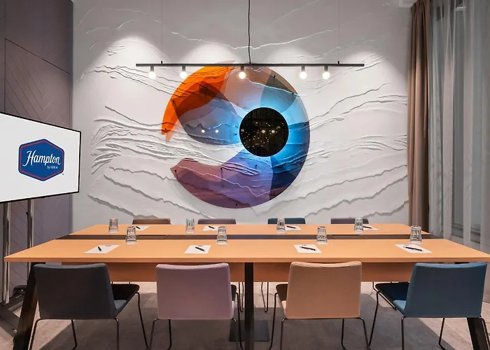 Hotel Hampton By Hilton Reval