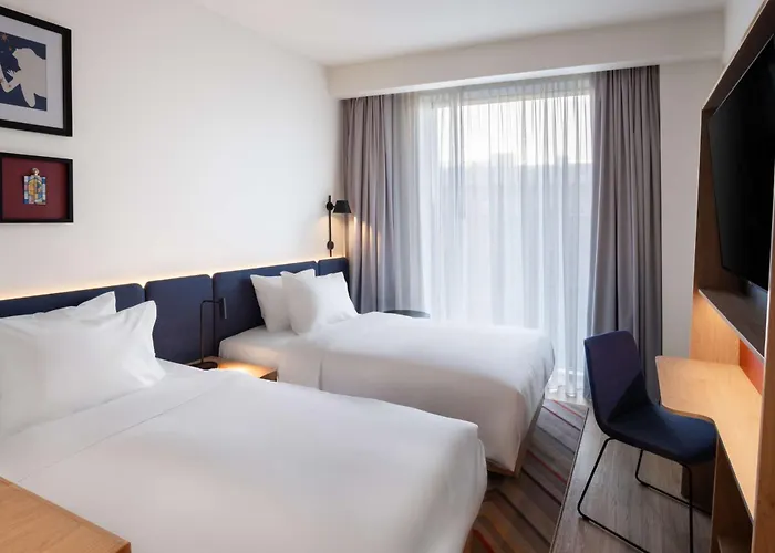 Hotel Hampton By Hilton Reval