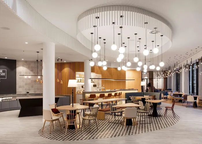 Hampton By Hilton Reval