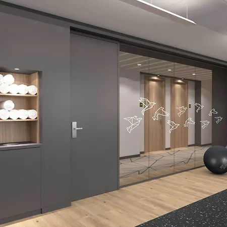 Hampton By Hilton 4*